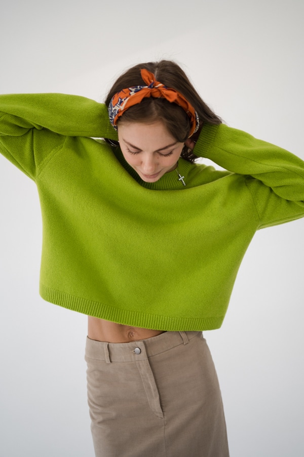 Джемпер укороченный из пушистой шерсти 100% шерсть premium merino wool – Шартрез